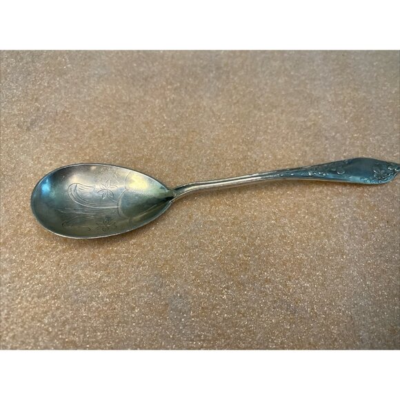 Antique Silver Berry Preserves Etched Floral Spoon Marked Acceptable Condition - Picture 5 of 12